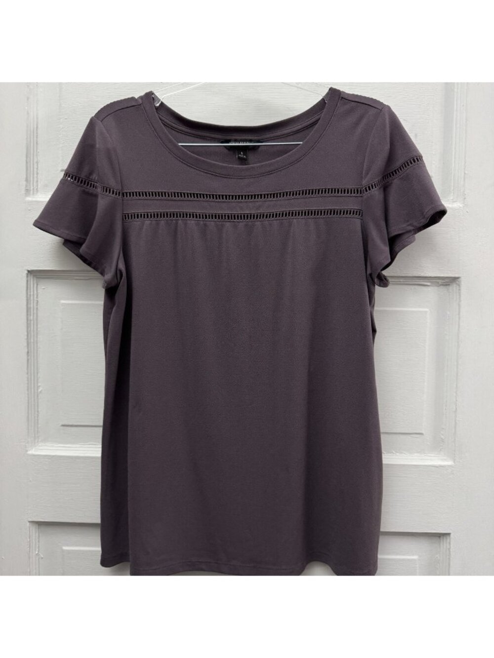 Banana Republic Flutter Sleeve Top Womens Small Mauve Ladder Trim Blouse Top